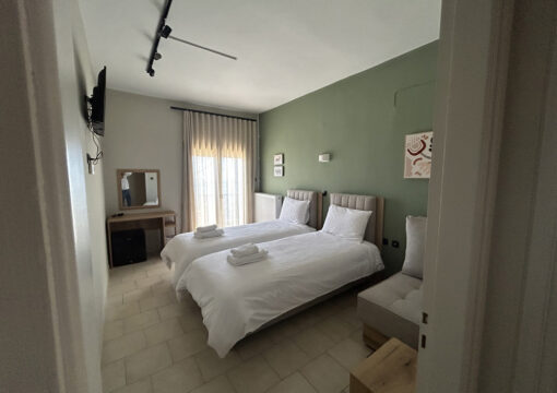 3κλινο δωμάτιο